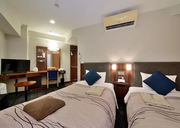 Tsuruga Manten Hotel Ekimae